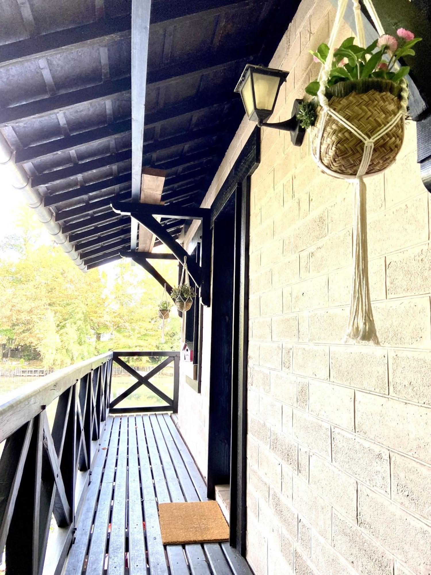 Le Chalet Bucolique Au Bord De L'Eau Olivet  Exterior foto